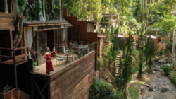 Vila Mewah Hunter’s Lodge di Hutan Thailand