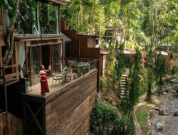 Vila Mewah Hunter’s Lodge di Hutan Thailand