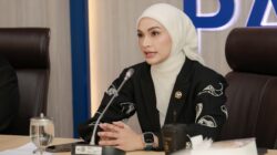 PAN Ajukan Penghentian Gaji dan Tunjangan Eko dan Uya Kuya di DPR