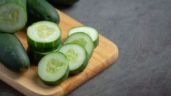 Tidak Hanya Lalapan, Timun Punya Manfaat Luar Biasa