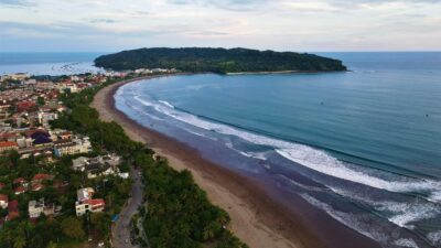 Tips Wisata ke Pantai Karapyak, Surga Tersembunyi di Pangandaran