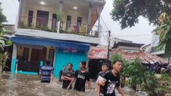 Kali Mampang Meluap, 12 RT di Jaksel Terendam Banjir