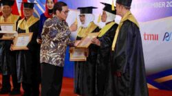 Gubernur Jakarta Kagum Lihat 1.618 Lansia Ikuti Wisuda: Luar Biasa!