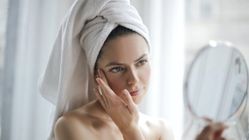 Panduan Skincare Malam untuk Kulit Wajah Cerah