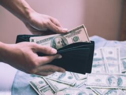 6 Weton Ini Diprediksi Jadi Raja Kejayaan, Uang Mengalir Deras!