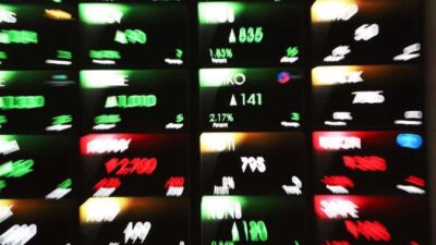 IHSG Naik 0,02% ke 8.126, BRPT, AADI, SCMA Pemimpin LQ45