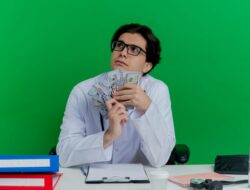 8 Weton Ini Tetap Lancar Finansial Meski Tanggal Tua Menurut Primbon Jawa