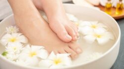 Solusi Hemat! 3 Cara Hilangkan Bau Kaki dengan Bahan Alami