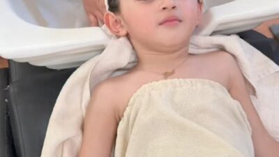 7 Potret Cantik Guzelim Lakukan Creambath dan Spa, Menggemaskan!