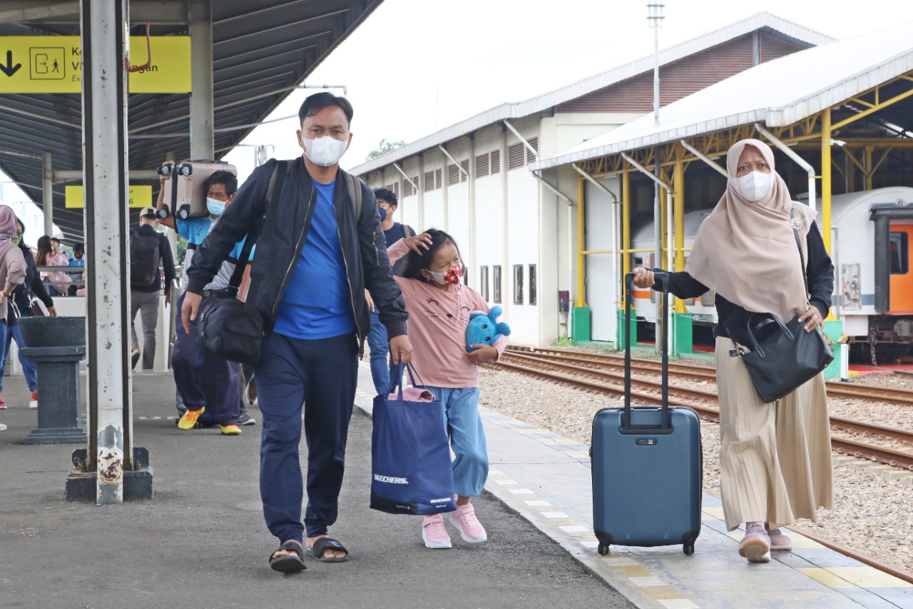 Liburan Seru dengan 102 Ribu Tiket Kereta Jarak Jauh untuk Long Weekend Maulid Nabi