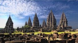 14 Tempat Wisata Populer di Jawa Tengah: Pegunungan, Kota Bersejarah, dan Pantai Indah