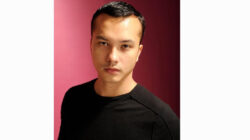 Nicholas Saputra Membintangi “Siapa Dia”: Merangkai Cinta dan Budaya dalam Film Musikal