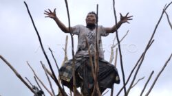 Mekotek: Tradisi Pengusir Kejahatan di Bali
