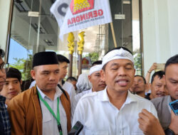 Dedi Mulyadi Larang Pembelajaran Daring, Minta Sekolah Kembali Normal Dedi Mulyadi Larang Pembelajaran Daring, Minta Sekolah Kembali Normal