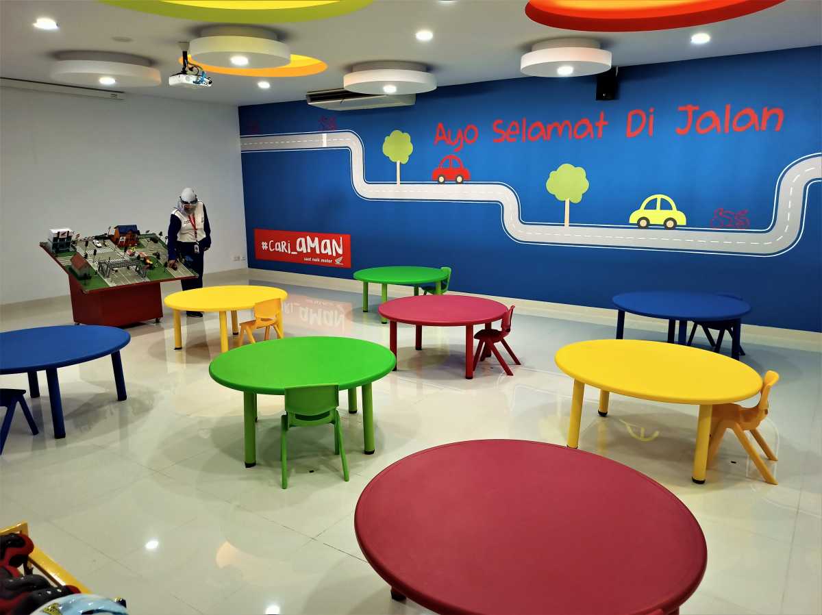 Mengintip Dapur Rahasia Honda di Cikarang! Finalis AHM Best Student 2025 Dapat Kesempatan Langka Belajar Mengintip Dapur Rahasia Honda di Cikarang! Finalis AHM Best Student 2025 Dapat Kesempatan Langka Belajar