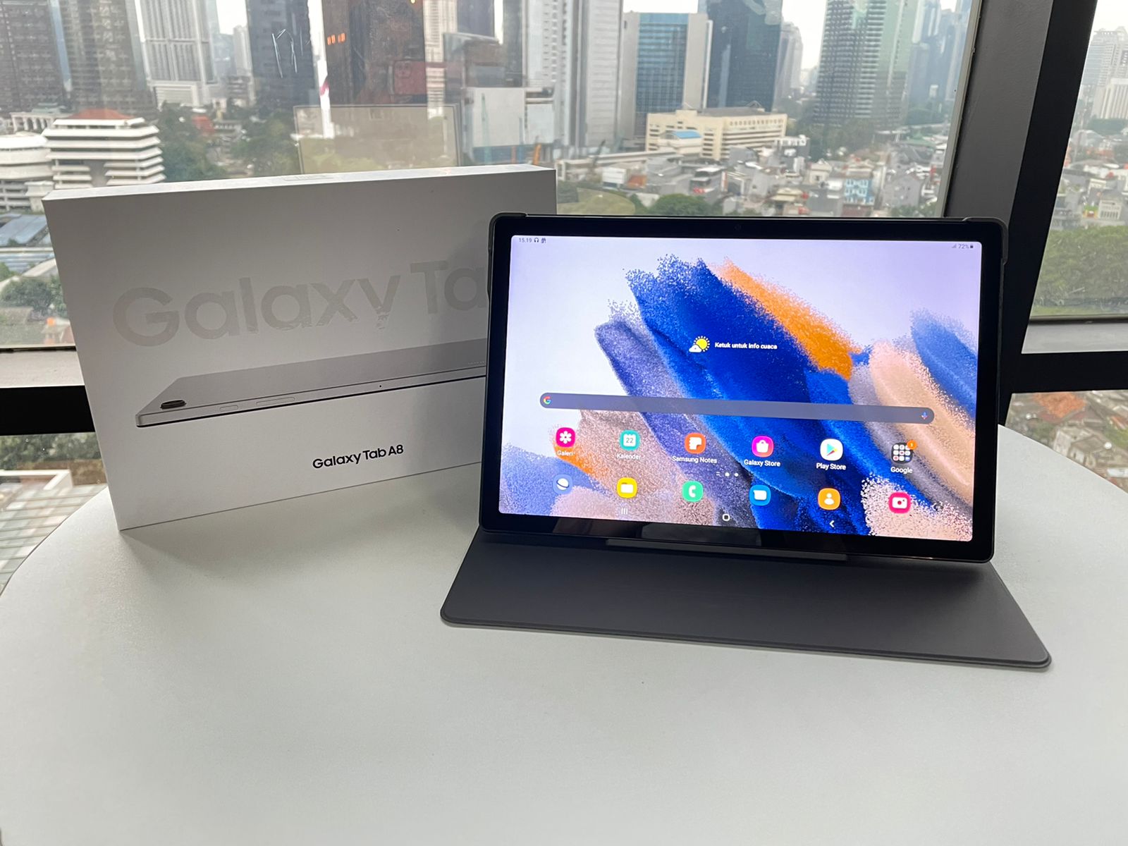 8 Rekomendasi Tablet Murah dengan RAM Besar dan SIM Card 2025