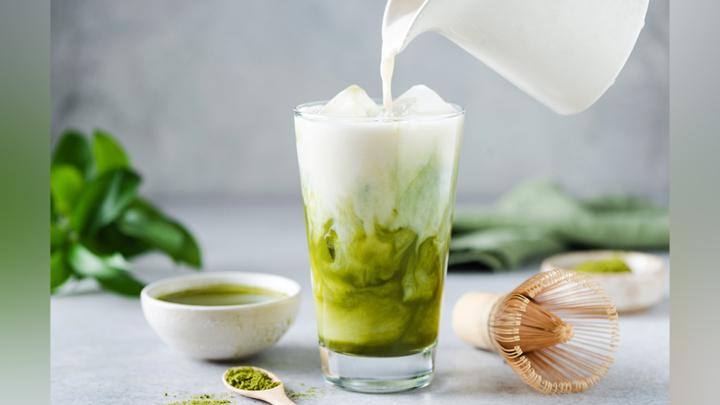 Mana Lebih Tinggi: Kafein Matcha atau Kopi?