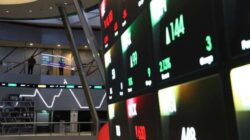 Rekomendasi Saham AMRT, CTRA, AADI untuk Perdagangan Rabu (8/10)