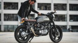6 Kebiasaan Sepele yang Diam-diam Bikin Aki Motor Cepat Soak 6 Kebiasaan Sepele yang Diam-diam Bikin Aki Motor Cepat Soak
