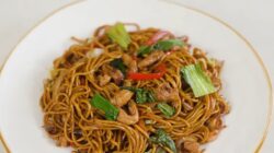 Resep Chicken Lo Mein, Mie Goreng Tiongkok Enak yang Bisa Dibuat di Rumah
