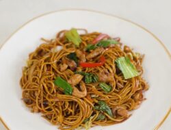 Resep Chicken Lo Mein, Mie Goreng Tiongkok Enak yang Bisa Dibuat di Rumah