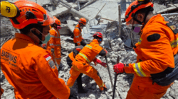 Polda Jatim Kumpulkan 28 Barang Bukti dari Reruntuhan Ponpes Al Khoziny Sidoarjo, Termasuk Beton dan Tulangan!