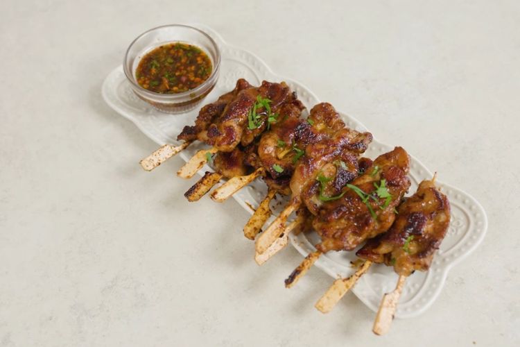 Resep Sate Ayam Khas Thailand dengan Saus Nam Jim Segar