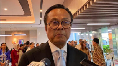 Prabowo Lantik Pejabat, Dony Oskaria hingga Benjamin Paulus