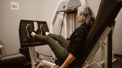 Apakah Gym Aman untuk Usia 50 Tahun ke Atas?