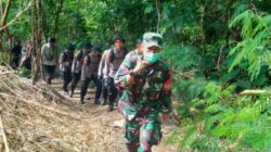 Ayah dan Anak Hilang di Lembah Tengkorak Bukittunggul Ditemukan Tim SAR Gabungan Selamat