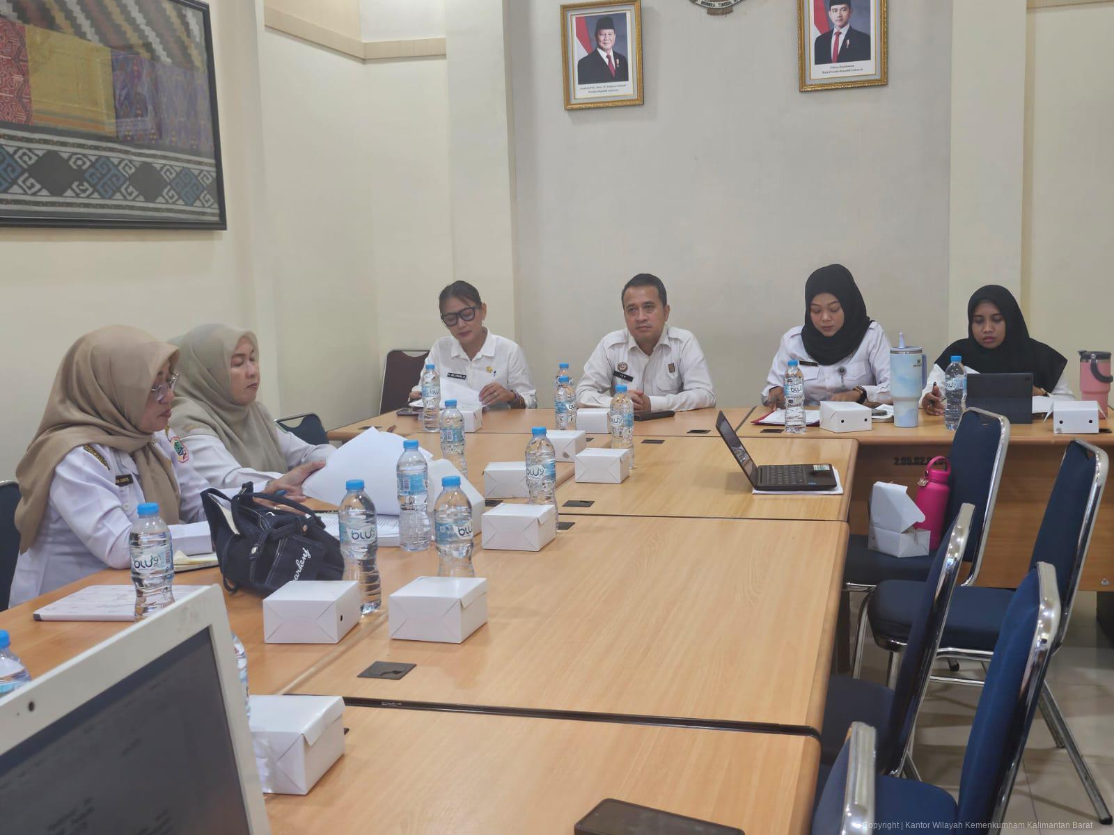 Kemenkum Kalbar Harmonisasi Raperbup Sintang Tentang Retribusi Pemanfaatan Aset Laboratorium Dinas PU Kemenkum Kalbar Harmonisasi Raperbup Sintang Tentang Retribusi Pemanfaatan Aset Laboratorium Dinas PU