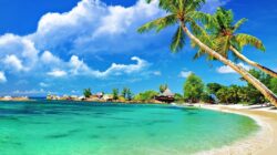 Pantai-Pantai di Belitung Ini Wajib Masuk Bucket List 2025, Nomor 3 Cocok Buat Liburan Bareng Keluarga