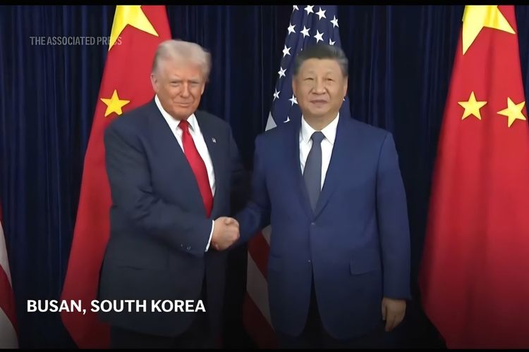 Bertemu di Korsel, Momen Dingin Pertemuan Donald Trump dan Xi Jinping Terekam Kamera, Isyarat Membaik?