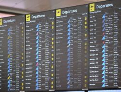 FAA lifts all flight restrictions after mass delays, cancellations from government shutdown chaos